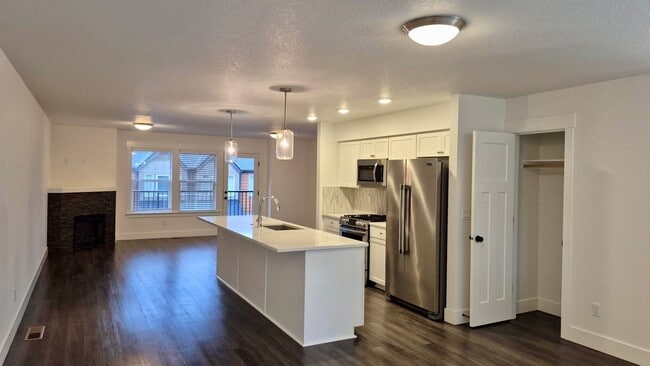 Foto del edificio - Beautiful Home in Champion Village, Sandy, OR!