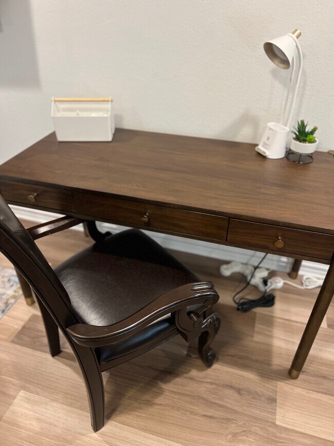 Designated Office Desk - 8901 Looksee Ln