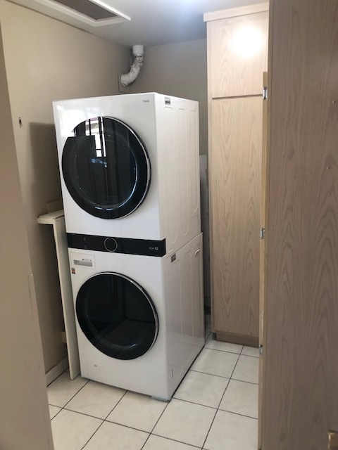 Building Photo - 9615 W 111th Ave