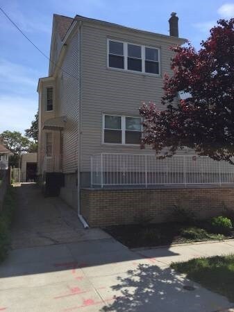 2nd Floor Entrance w/Driveway - 4029 204th St