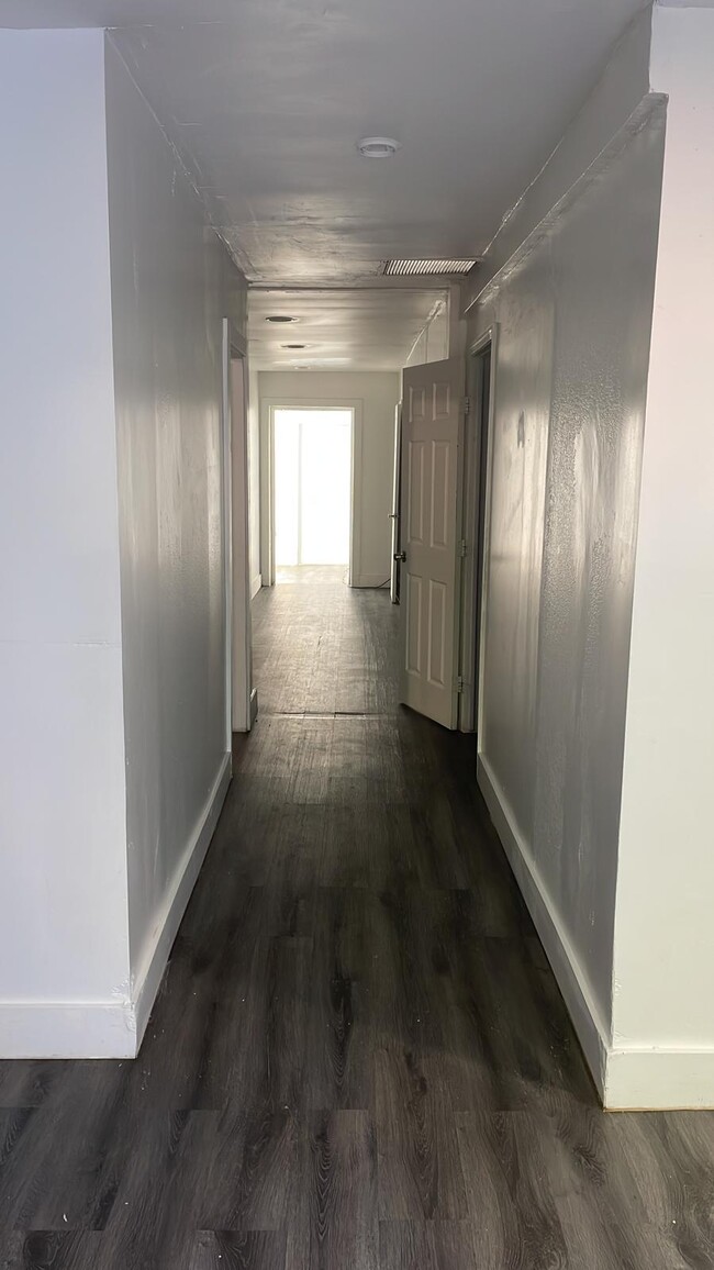 Foto del edificio - 1011 NW 195th St