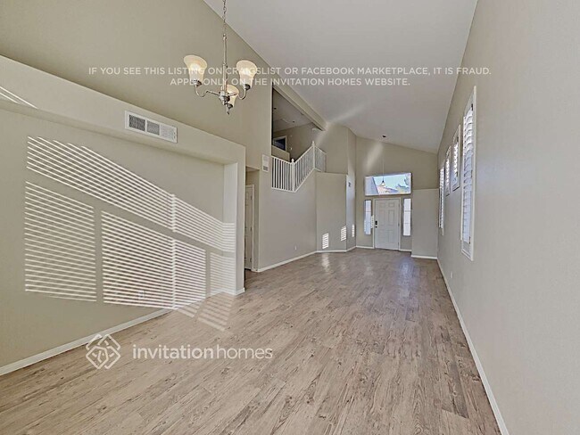 Building Photo - 9427 Hanta Ave