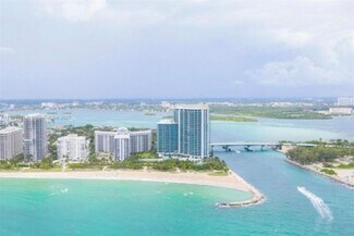 Building Photo - 10275 Collins Ave