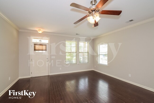 Building Photo - 291 Belmont Way