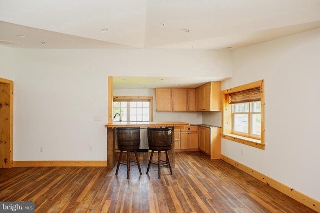 Building Photo - 1138 Bay Ridge Rd