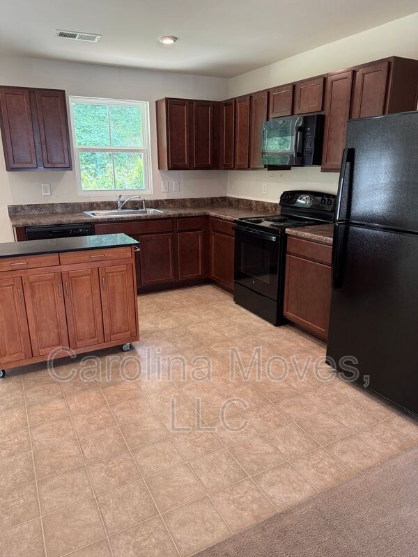 Foto del edificio - 126A Fernside Ct
