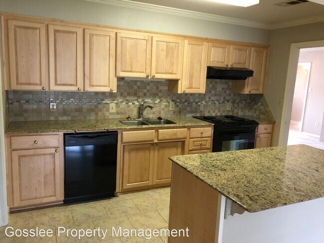Building Photo - 4 br, 2 bath House - 1405 Akron Drive