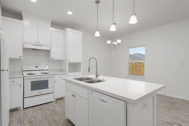 Building Photo - 2325 N Vly Cir