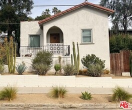 Building Photo - 4850 Floristan Ave
