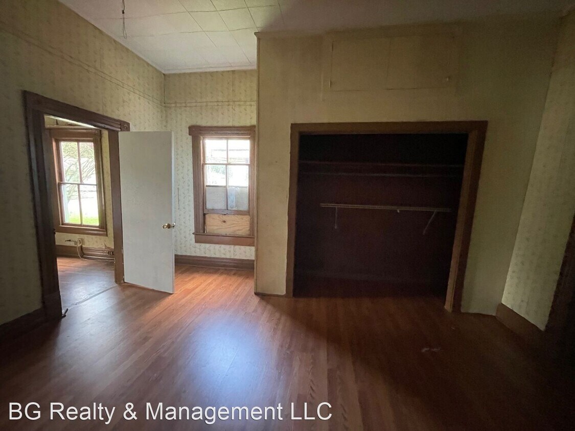 Foto del edificio - 702 SE Evangeline Thruway