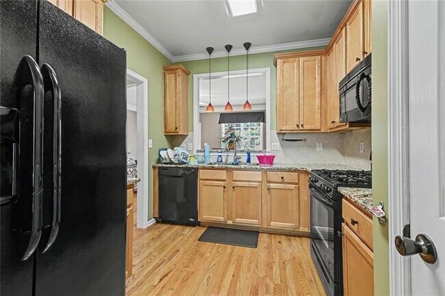 Foto del edificio - 1533 Endurance Hill Dr NW