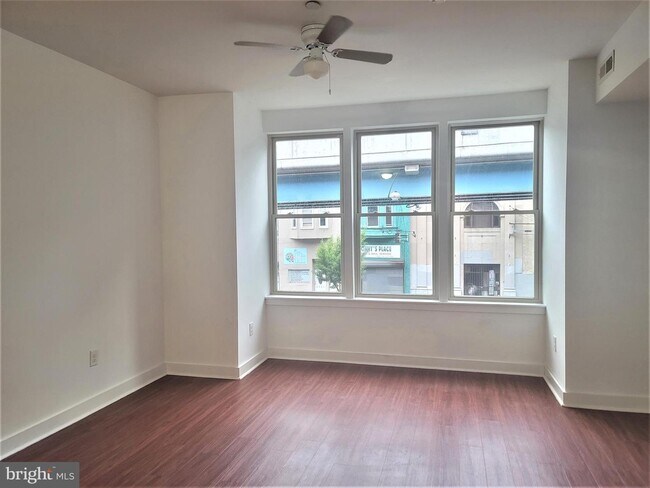 Building Photo - 6022 MARKET St