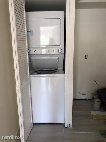Foto del edificio - 1 br, 1 bath Condo - 5720 Rock Island Rd