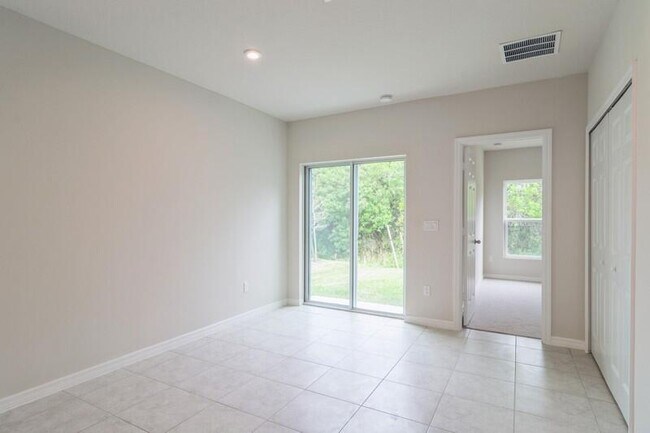 Foto del edificio - 3374 N Park Dr