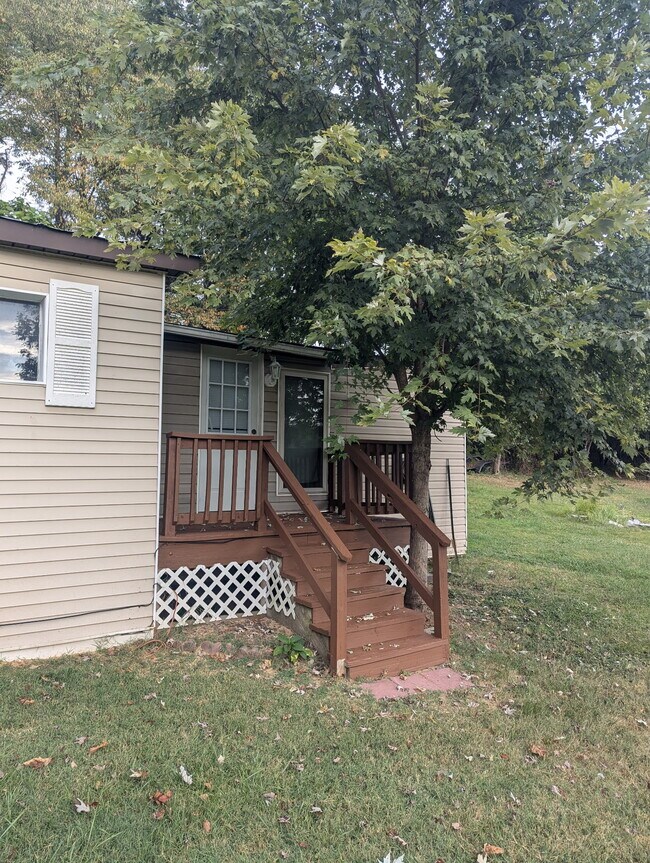 Foto del edificio - 2353 Little Georgetown Rd