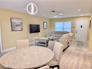 Building Photo - 13276 White Marsh Ln