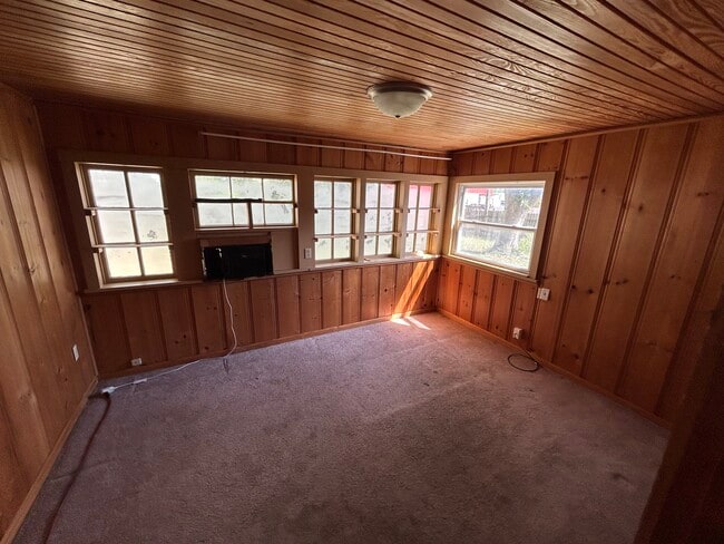 Building Photo - 2232 Ousdahl Rd