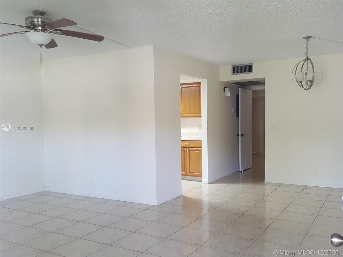 850 SW 133rd Terrace, Pembroke Pines, FL 33027 - Room for Rent in ...