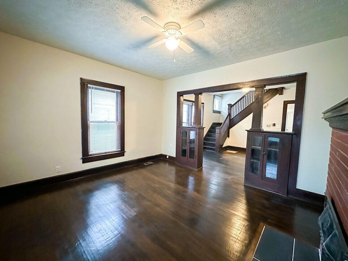 836 N Oxford St, Indianapolis, IN 46201 House Rental in Indianapolis