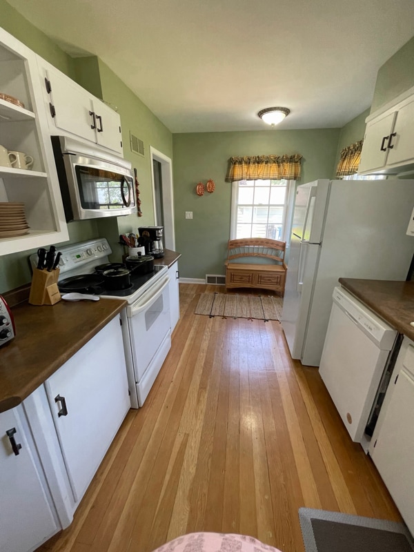 Building Photo - 101 22nd St SW