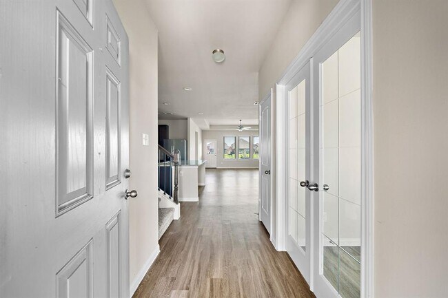 Building Photo - 24902 Puccini Pl