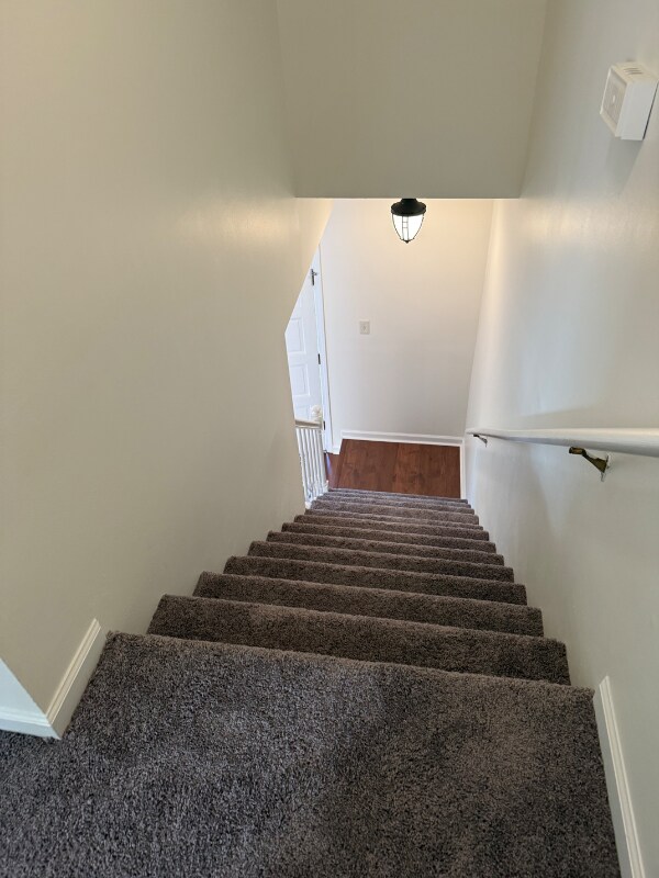 Building Photo - 1641 Forest Ave