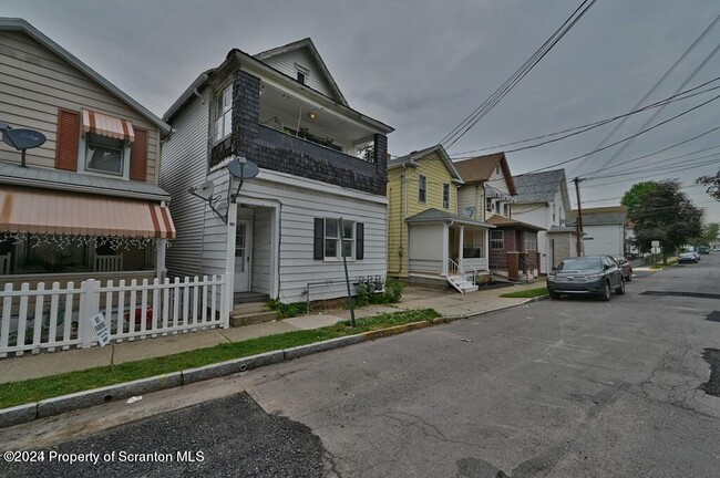 Building Photo - 78 Kidder St