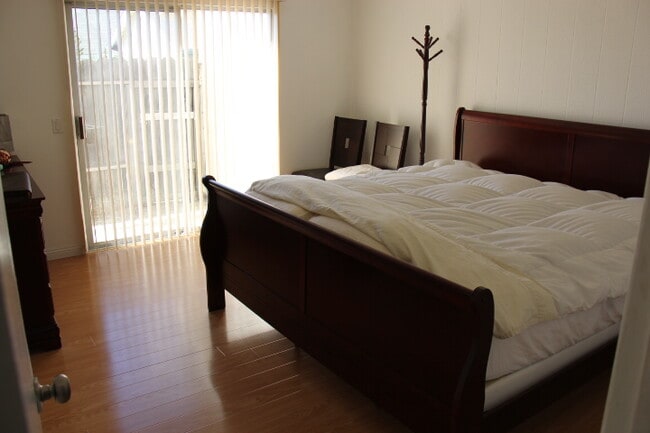 Building Photo - 232 Daytona Dr