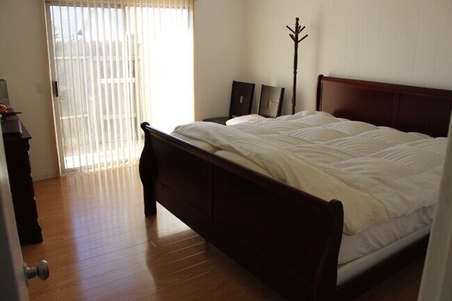 Foto del edificio - 232 Daytona Dr