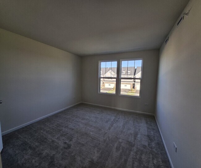 Foto del edificio - 2212 Horseshoe Cir