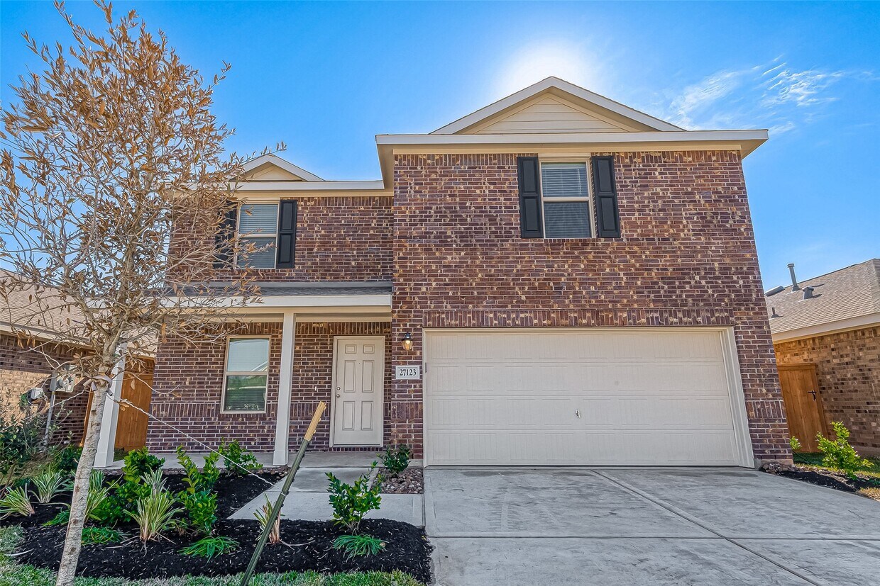 Foto principal - 27123 Breakaway Ln