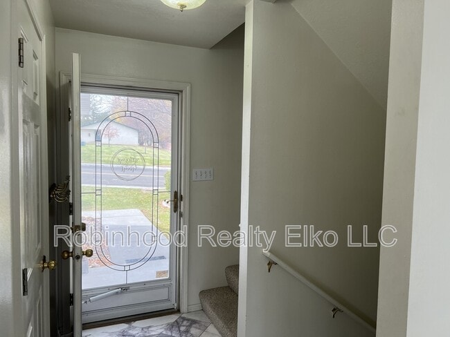 Building Photo - 1776 Ruby View Dr