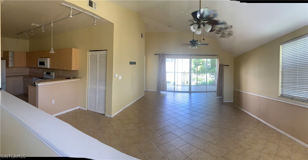Foto principal - 15550 Bellamar Dr