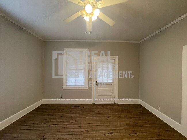 Foto del edificio - 110 W Ridge Cir