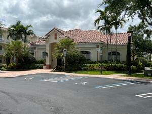 Building Photo - 9825 Baywinds Blvd