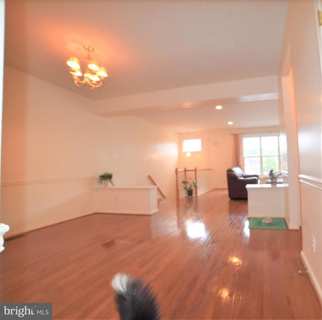 Building Photo - 286 Yorktown Ct