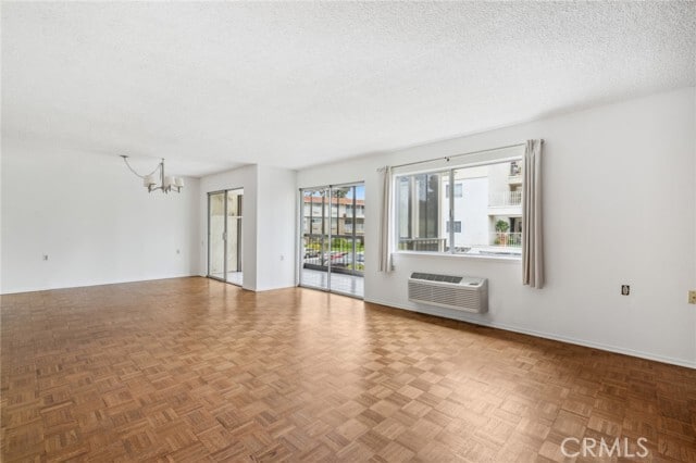 Building Photo - 2391 Via Mariposa W