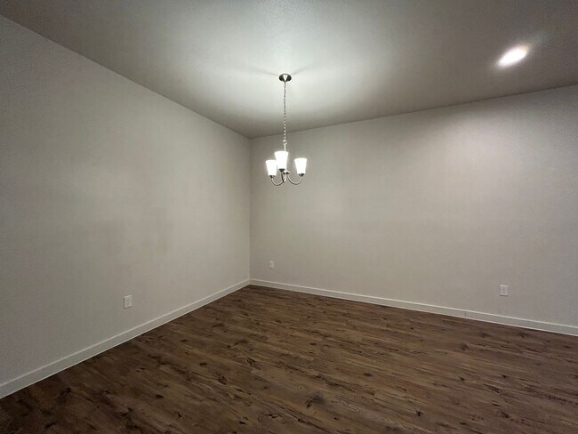 Foto del edificio - Beautiful Townhome in South Lubbock!