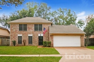 Building Photo - 18139 Lake Bend Dr