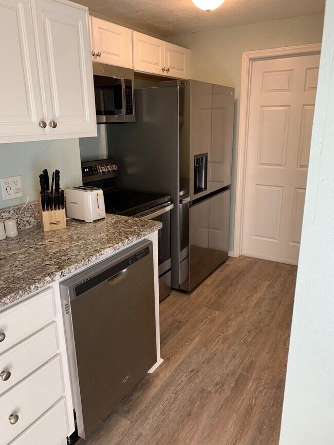 Foto del edificio - 4326 Shady Ln