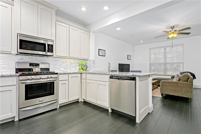 Foto del edificio - 2209 Jameson Ln