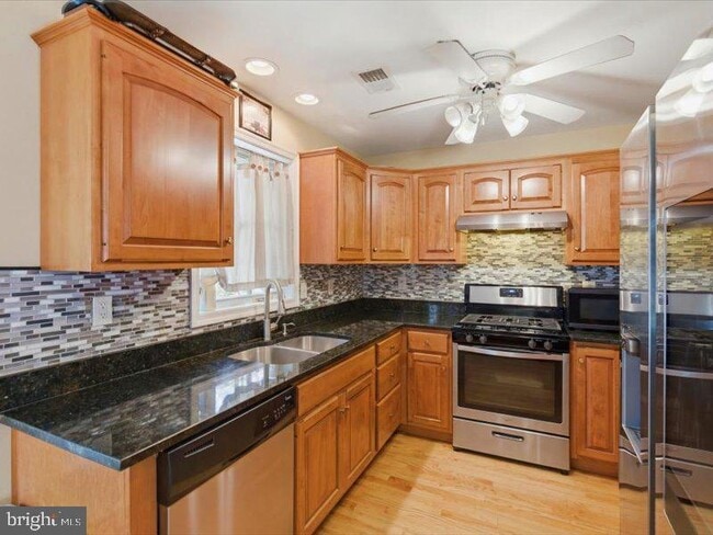 Building Photo - 2861 Portobello Ct