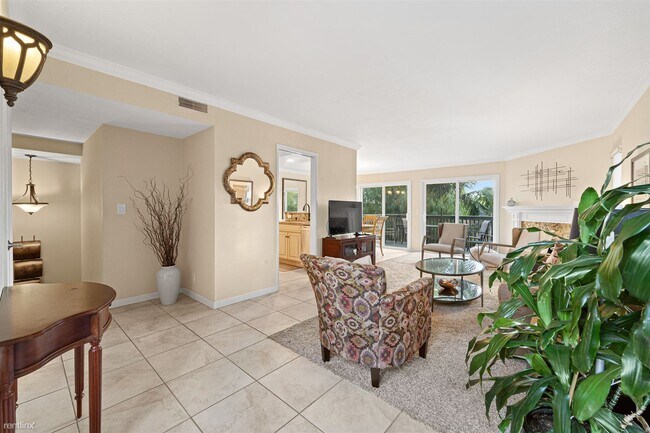 Foto del edificio - 3 br, 3 bath Townhome - 6917 Camino Revueltos