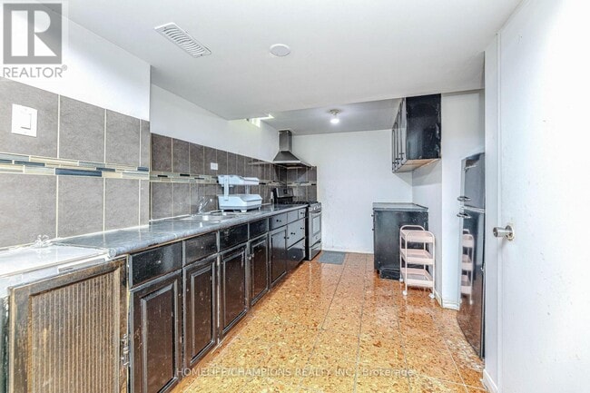 Building Photo - 41 Broadbridge Dr