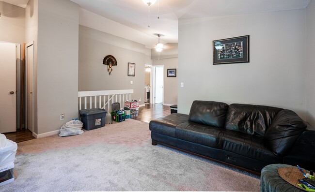 Building Photo - 3875 Caviar Ct