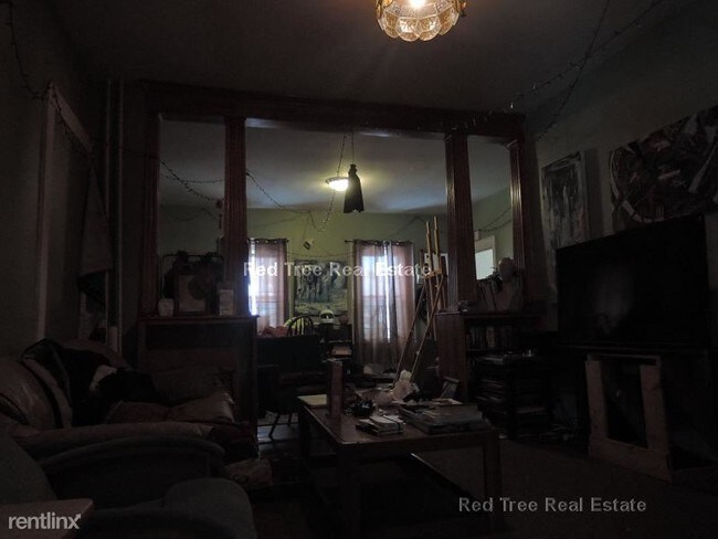 Foto del edificio - 8 Greylock Rd