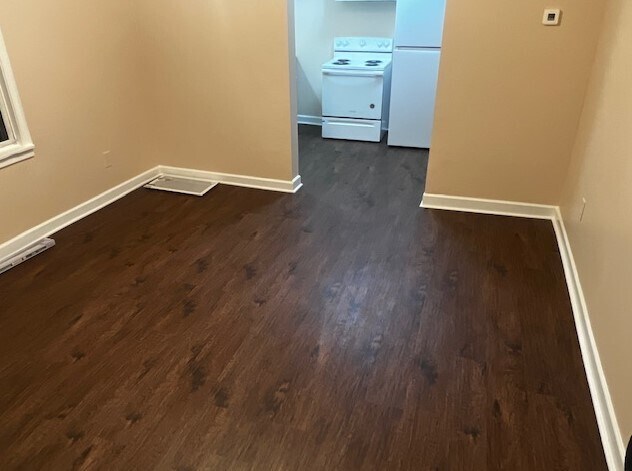 Living Room - 521 S Holmes Ave