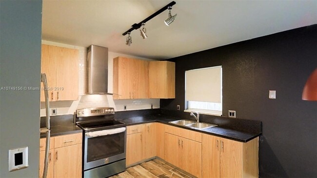 Foto del edificio - 5517 Wiley St