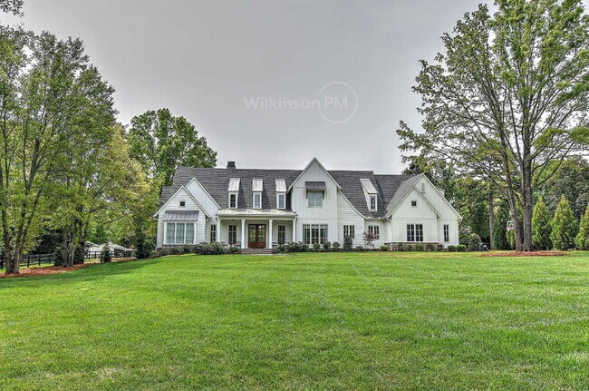 Foto del edificio - One of the Finest Fully-Furnished Luxury Estates in Marvin, "Architectural Digest" Caliber, for t...