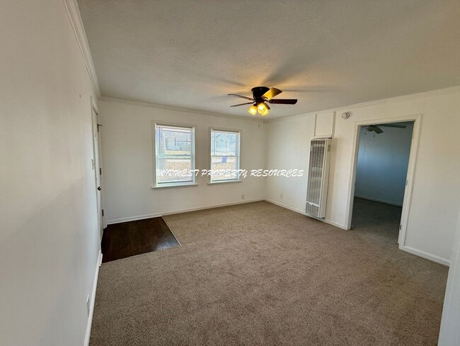 Foto del edificio - Charming 1 Bedroom Duplex